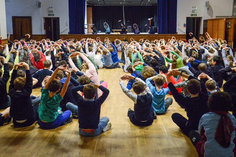 (Whole School Yoga Session run by ‘Happy at Heart Yoga’ 08/02/19)